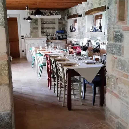 Farm stay Ca' Piadera Wine Relais *